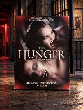 The Hunger Complete Second Season 2 (4-DVD, Region 1) Very Good condition!